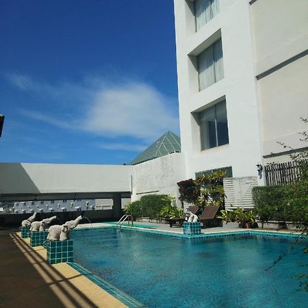 The City Hotel Sriracha By Bbh Japan Si Racha Exterior foto